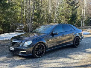 Mercedes-Benz E 63 AMG