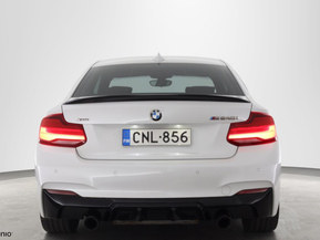 BMW M240i