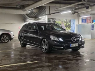Mercedes-Benz E