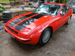 Porsche 924