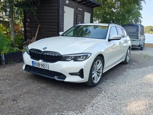 BMW 330
