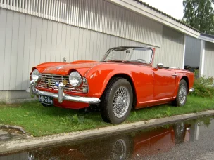 Triumph TR4