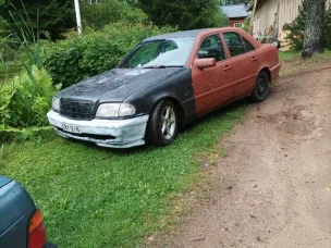 Mercedes-Benz 180