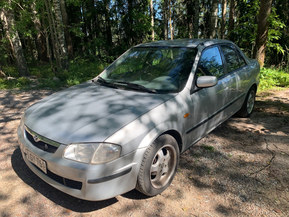Mazda 323