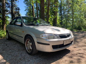 Mazda 323