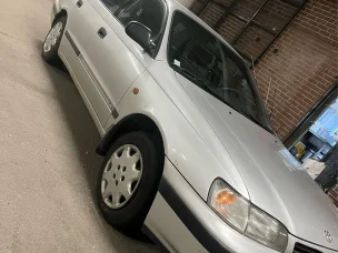 Toyota Carina E