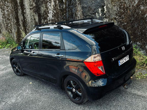 Honda FR-V