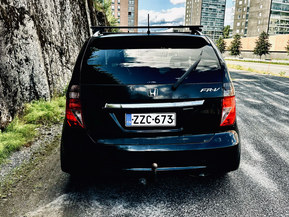 Honda FR-V