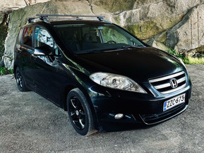 Honda FR-V
