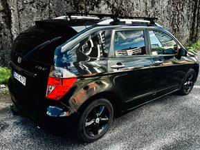 Honda FR-V