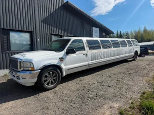 Ford Excursion