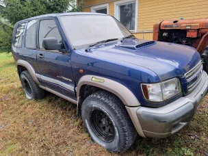 Isuzu Trooper