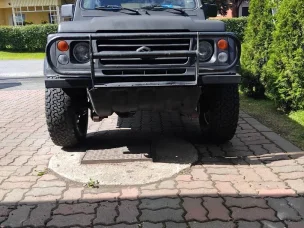 Suzuki Samurai