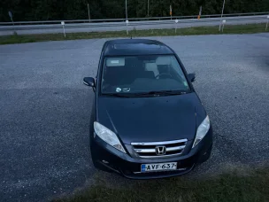 Honda FR-V