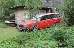 Volvo 245