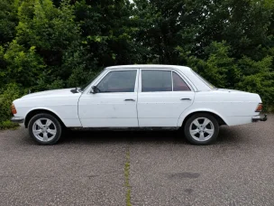 Mercedes-Benz 123