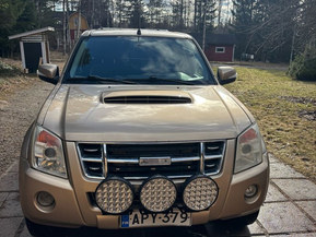 Isuzu D-Max