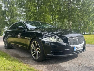 Jaguar XJ