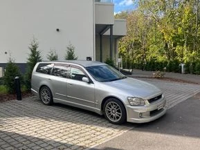 Nissan Stagea