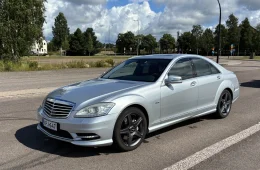 Mercedes-Benz S