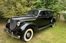 Chrysler Royal