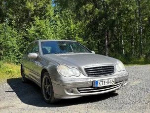Mercedes-Benz 200