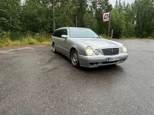 Mercedes-Benz 240