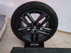 BMW i4 M50