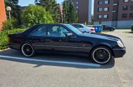 Mercedes-Benz 420