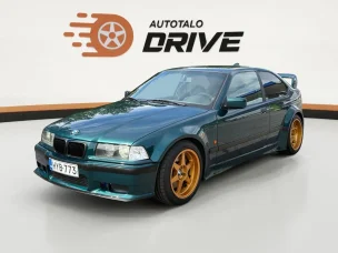 BMW 323