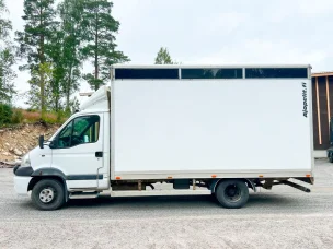 Renault Mascott