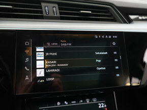 Audi e-tron