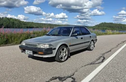 Toyota Carina II