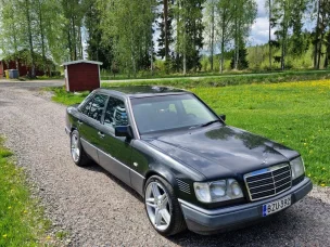 Mercedes-Benz 250