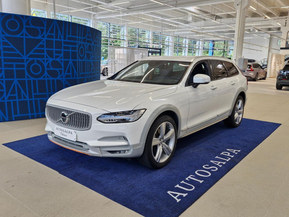 Volvo V90 Cross Country