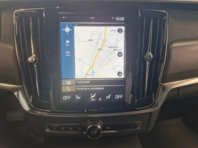 Volvo V90 Cross Country