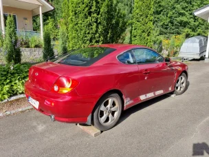 Hyundai Coupe