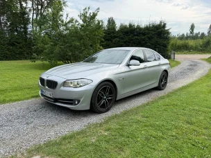 BMW 523