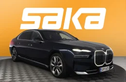 BMW i7