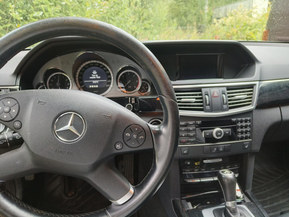 Mercedes-Benz E