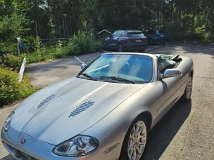 Jaguar XKR