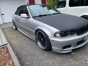 BMW 323