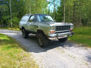 Dodge Ramcharger