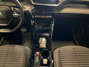 Peugeot e-2008