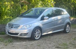 Mercedes-Benz B