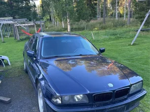 BMW 725