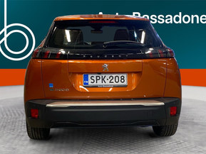 Peugeot e-2008