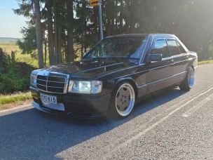 Mercedes-Benz 190