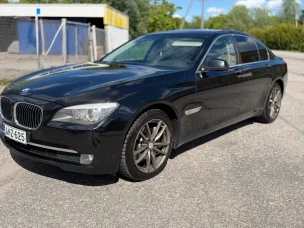 BMW 750