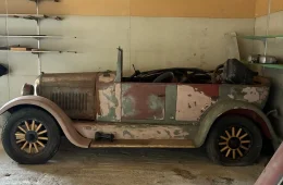 Studebaker Six